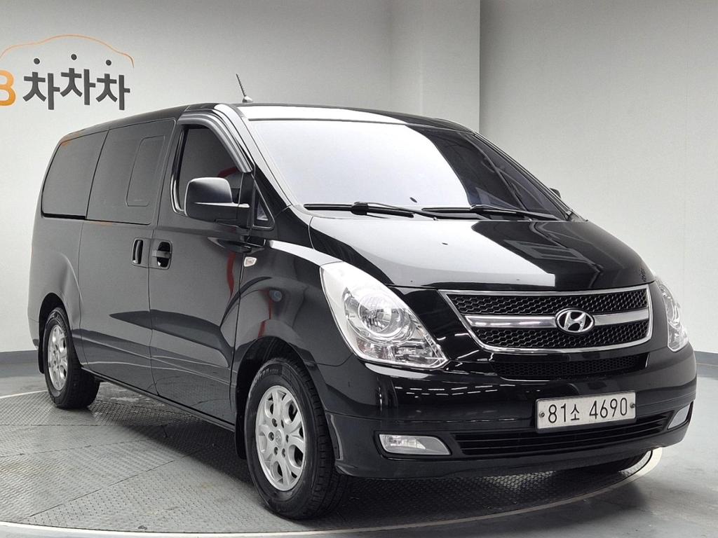 2013 HYUNDAI GRAND STAREX 