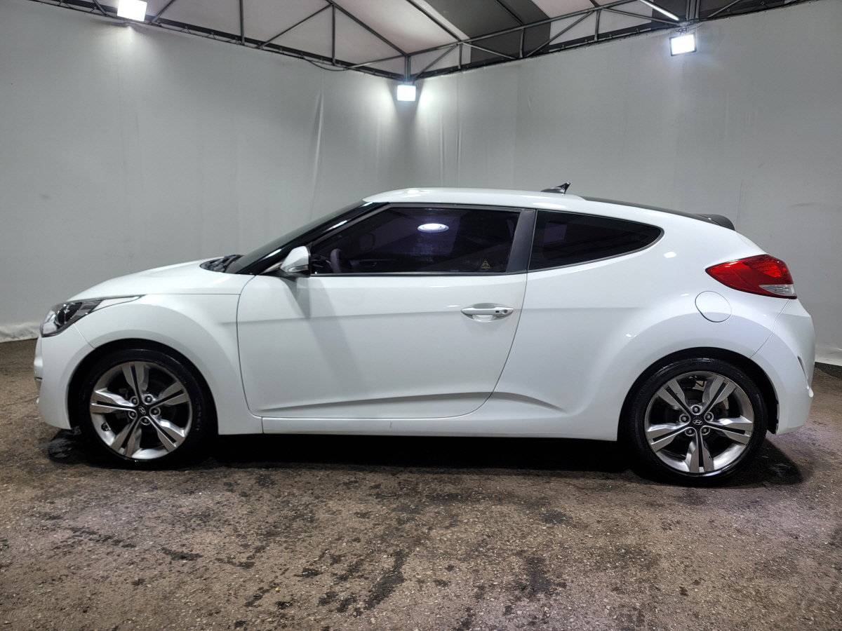 2016 HYUNDAI THE NEW VELOSTER 