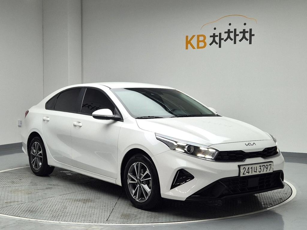 2022 KIA THE NEW K3 