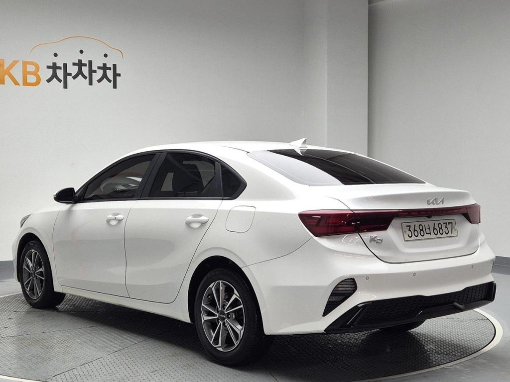 2022 KIA THE NEW K3 