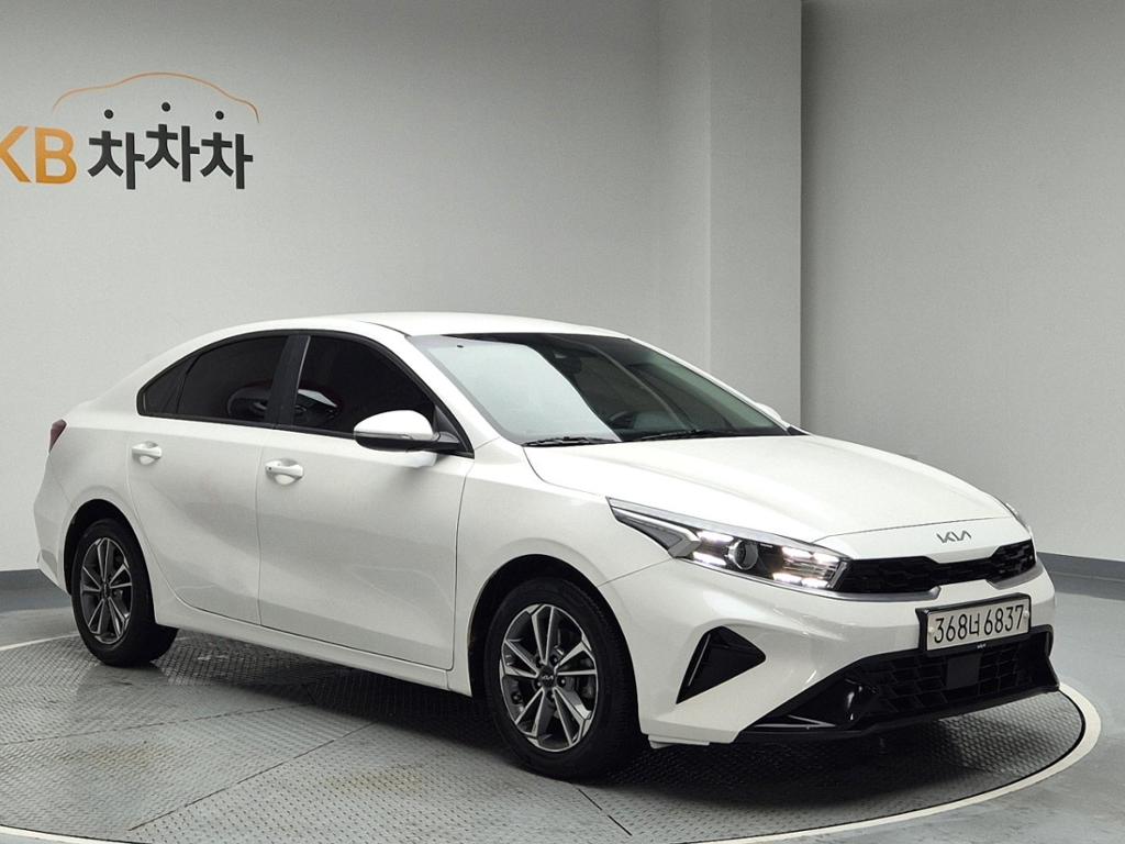 2022 KIA THE NEW K3 
