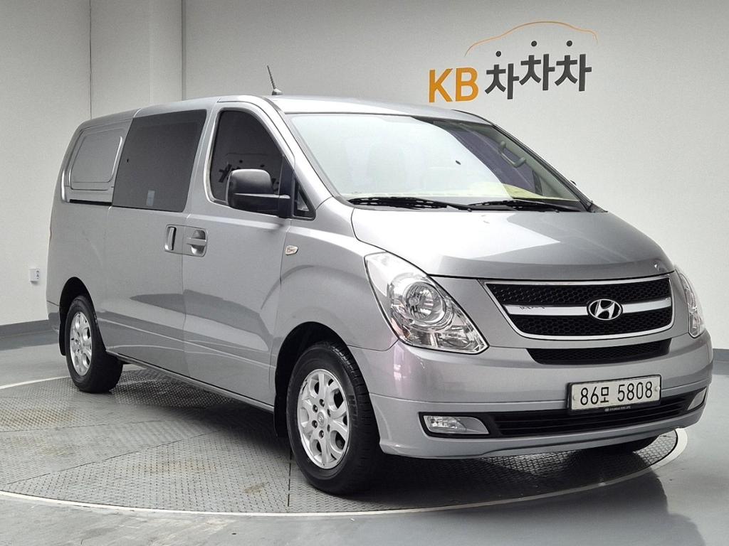 2015 HYUNDAI GRAND STAREX 