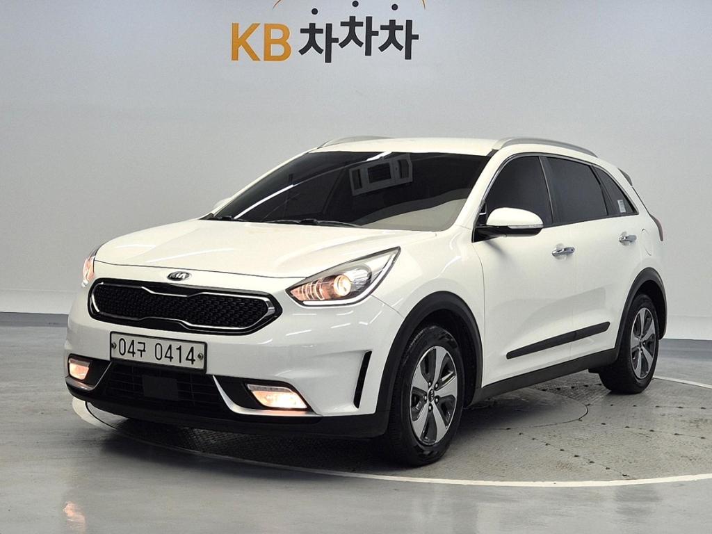 2017 KIA NIRO 