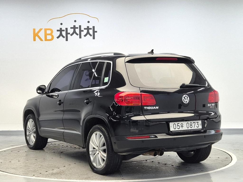 2016 VOLKSWAGEN TIGUAN 