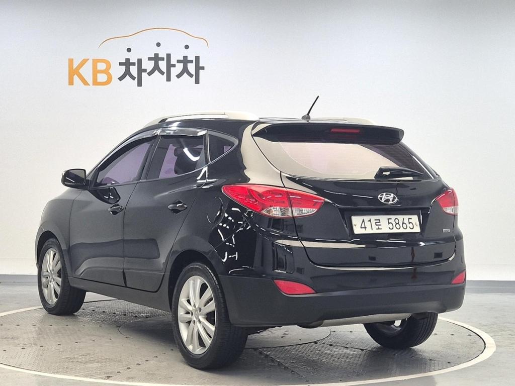 2011 HYUNDAI TUCSON ix 