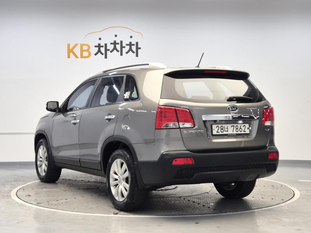 2010 KIA SORENTO R 