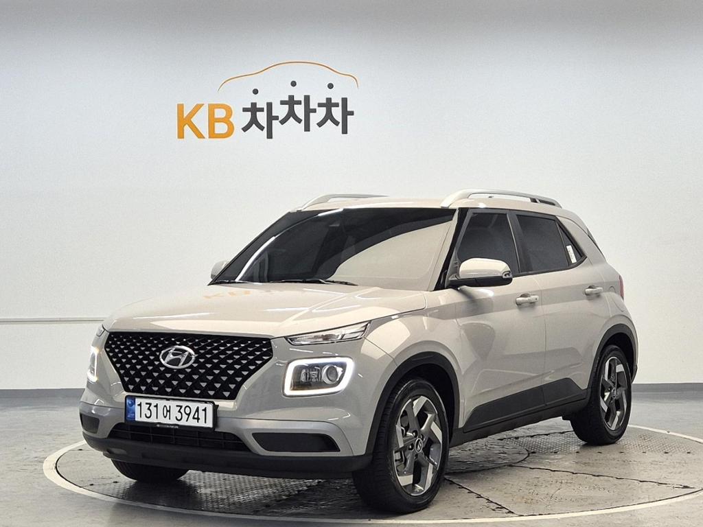2022 HYUNDAI VENUE 