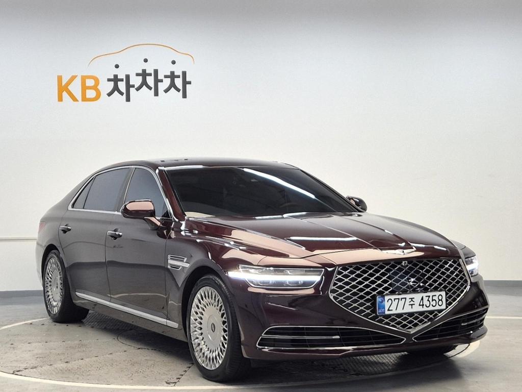 2019 GENESIS G90 