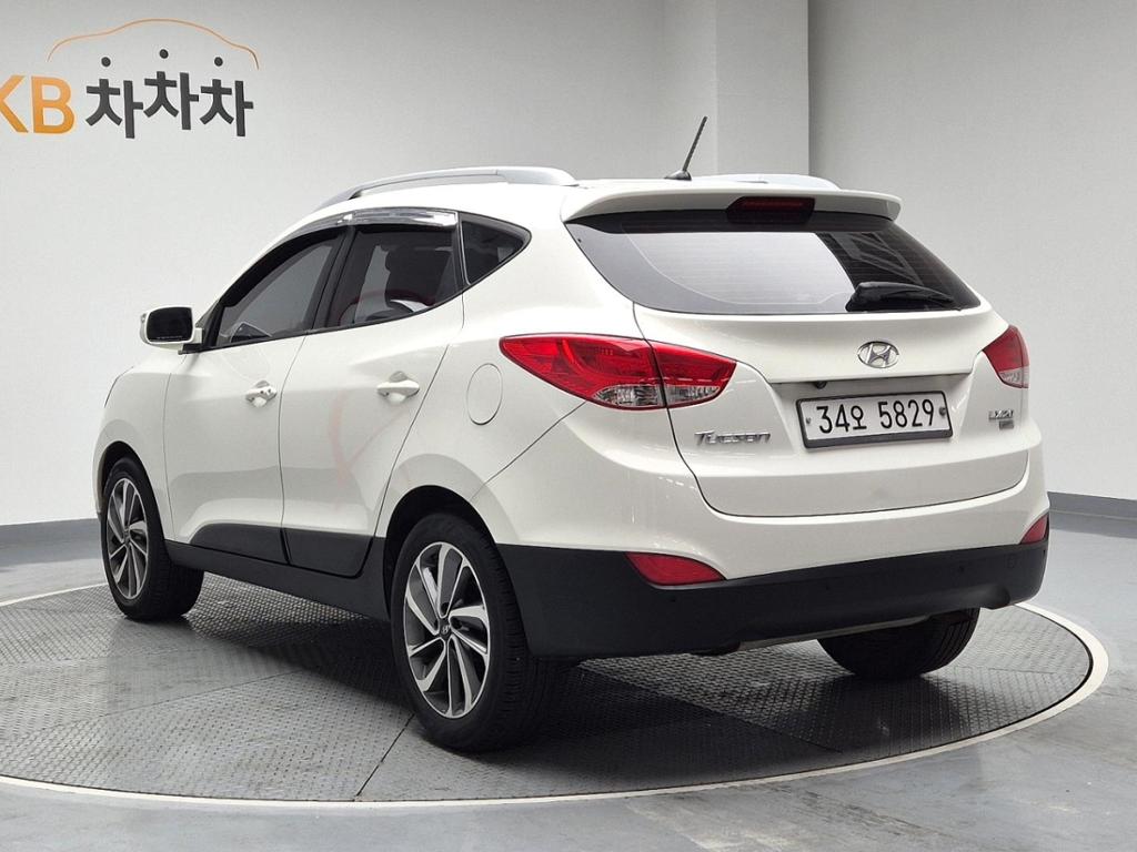 2012 HYUNDAI TUCSON ix 