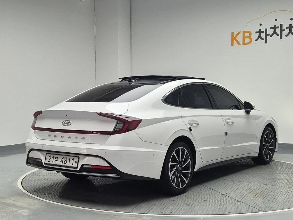 2020 HYUNDAI SONATA (DN8) 
