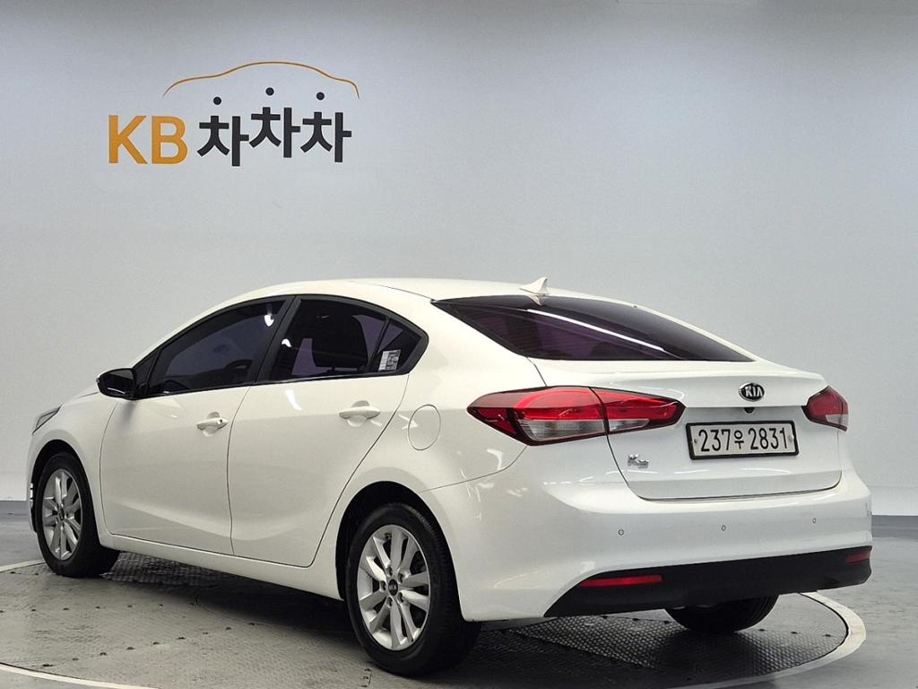 2016 KIA THE NEW K3 