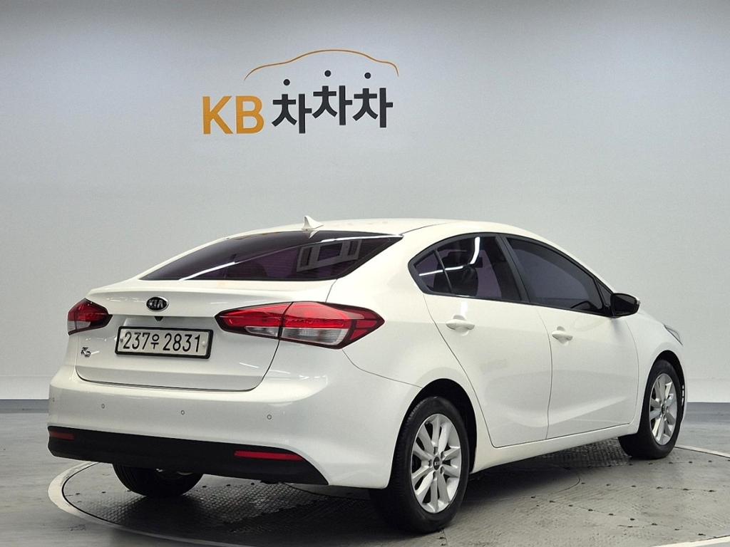 2016 KIA THE NEW K3 