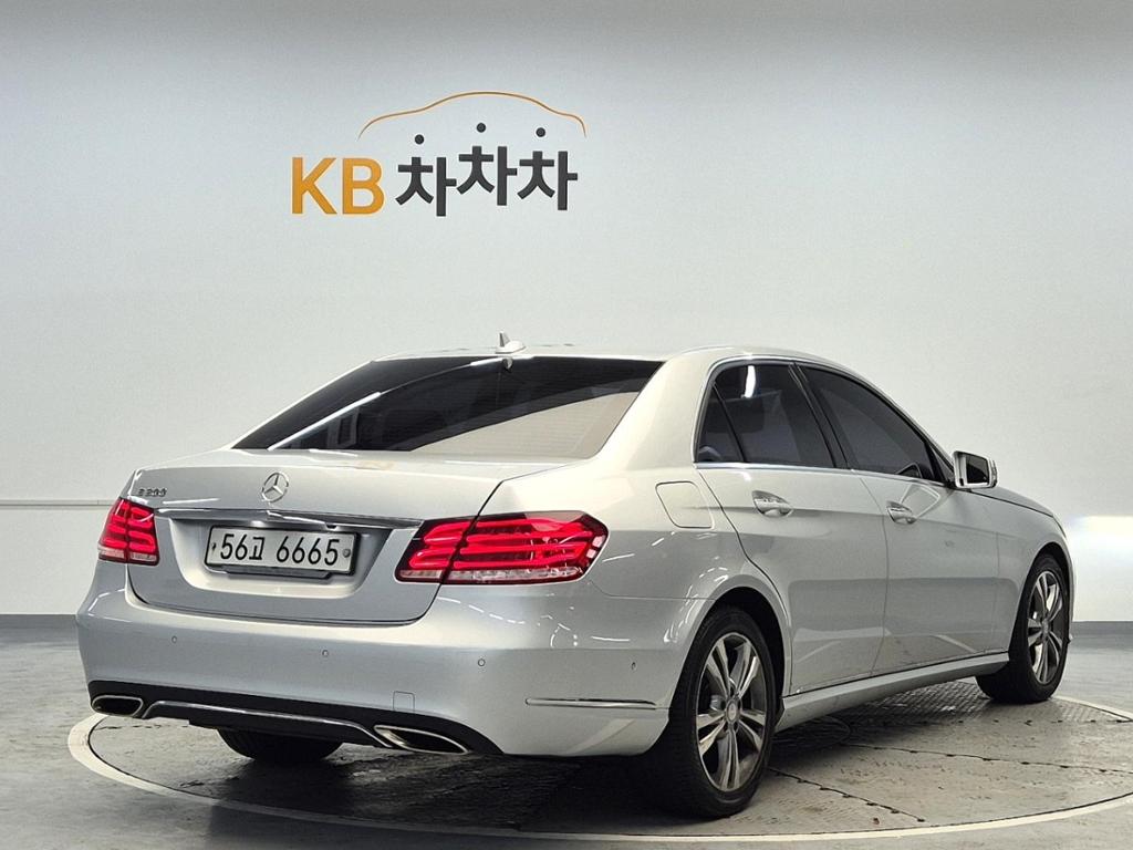 2015 BENZ E CLASS (4Gen) 
