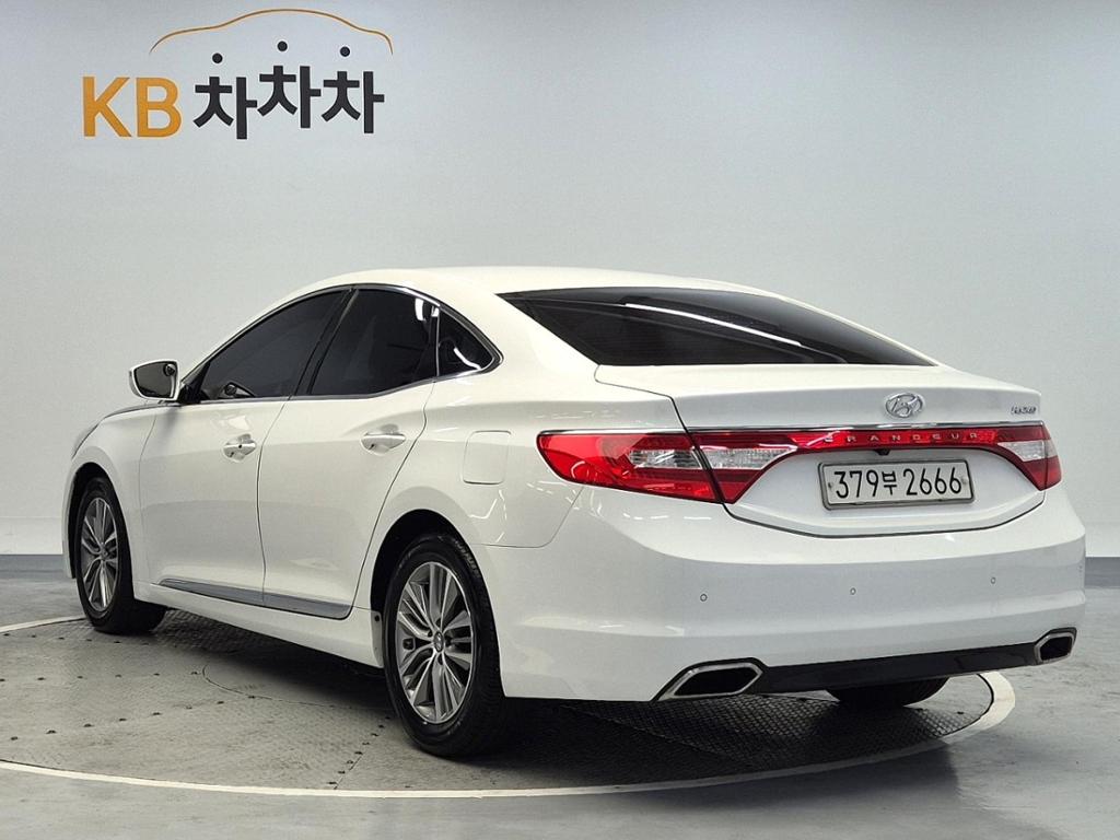 2016 HYUNDAI GRANDEUR HG 