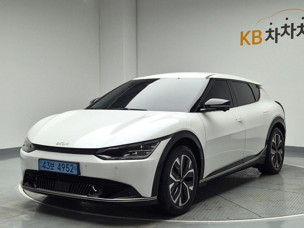 2022 KIA EV6 