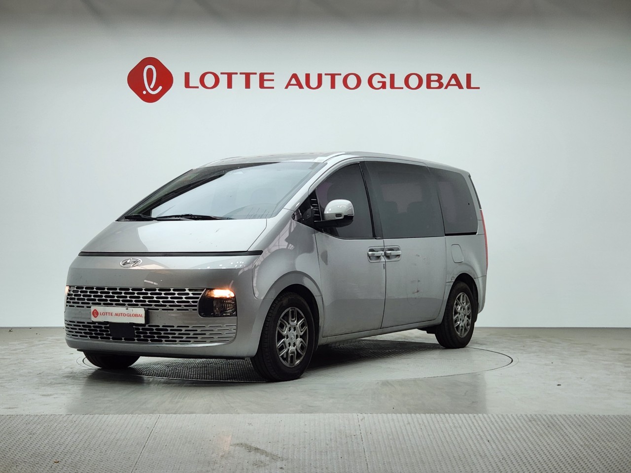2022 HYUNDAI STARIA 2.2 Diesel Tourer 9seat 4W Modern