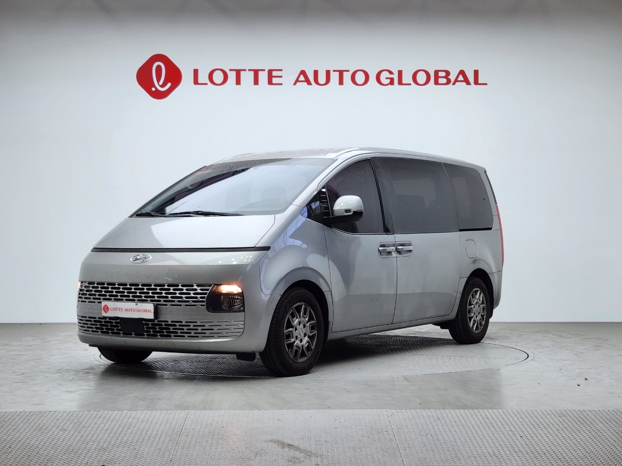 2022 HYUNDAI STARIA 2.2 Diesel Tourer 9seat 4W Modern