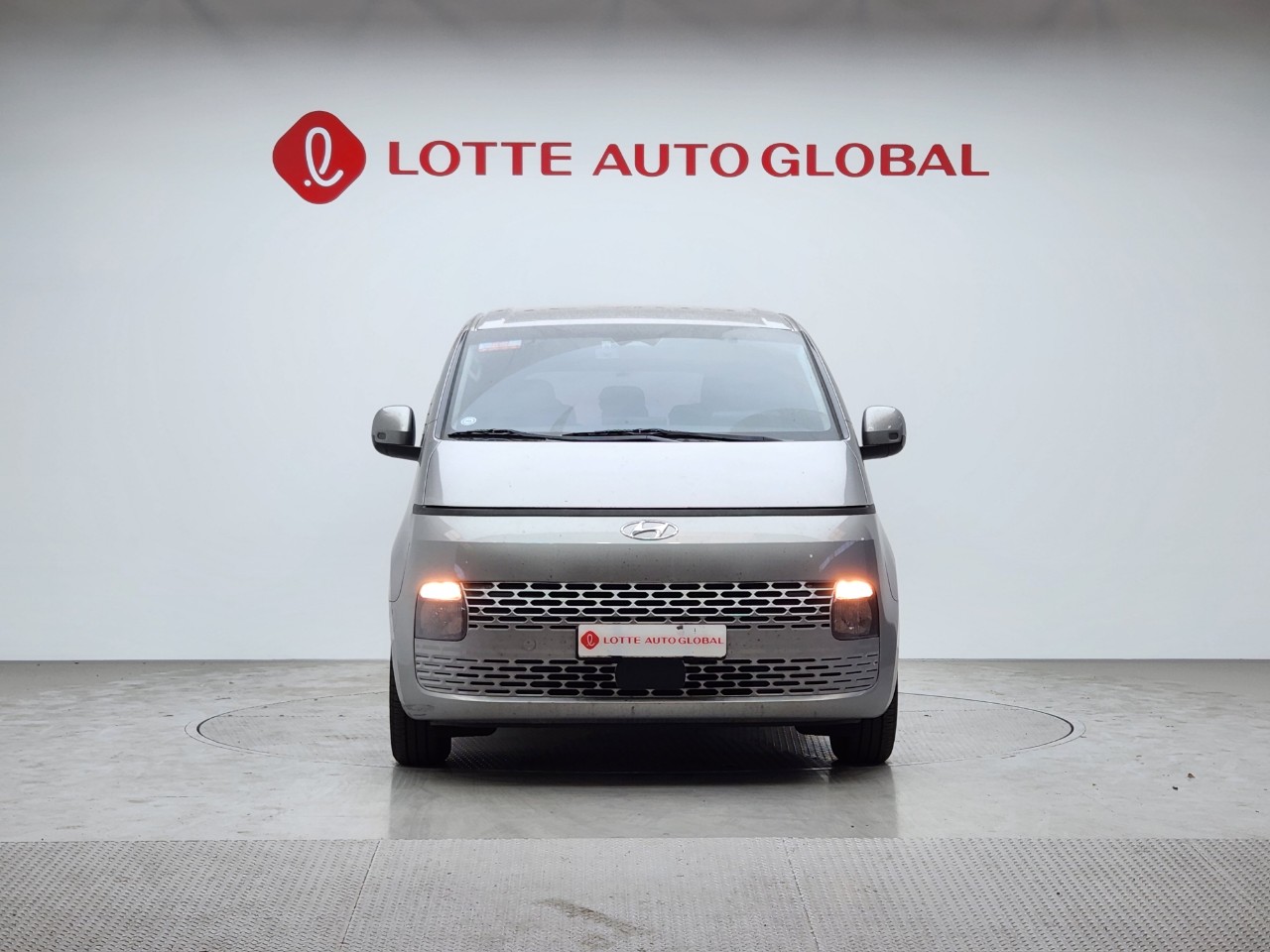 2022 HYUNDAI STARIA 2.2 Diesel Tourer 9seat 4W Modern