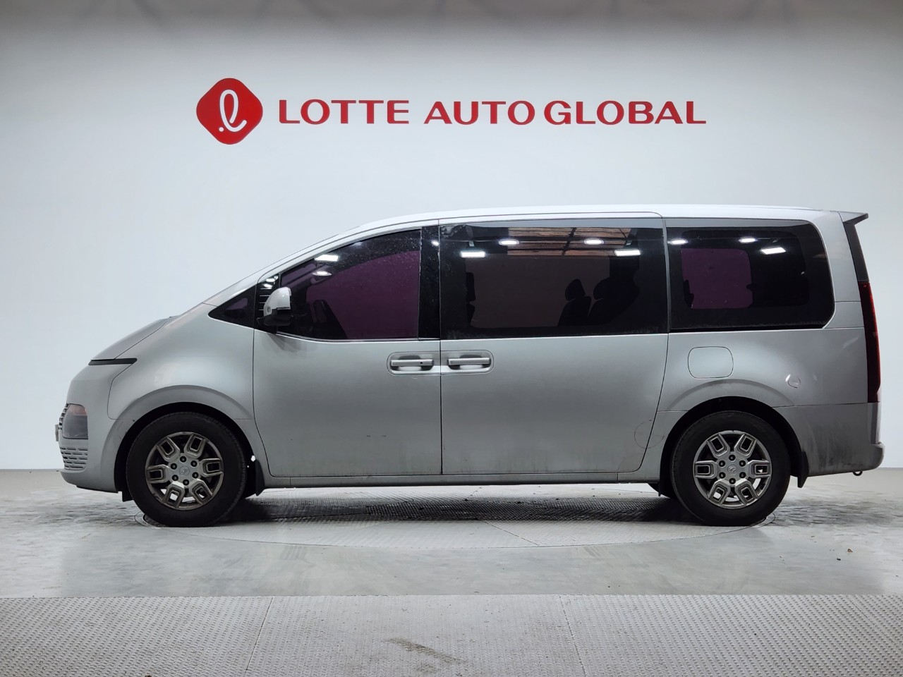 2022 HYUNDAI STARIA 2.2 Diesel Tourer 9seat 4W Modern