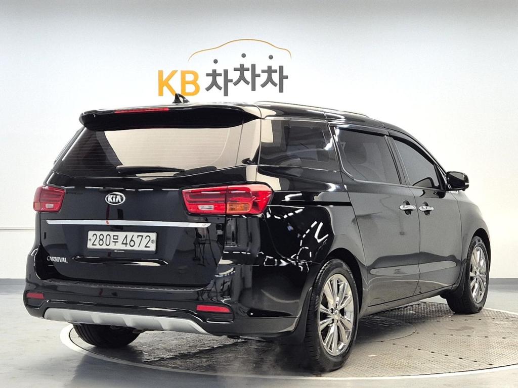 2019 KIA THE NEW CARNIVAL 