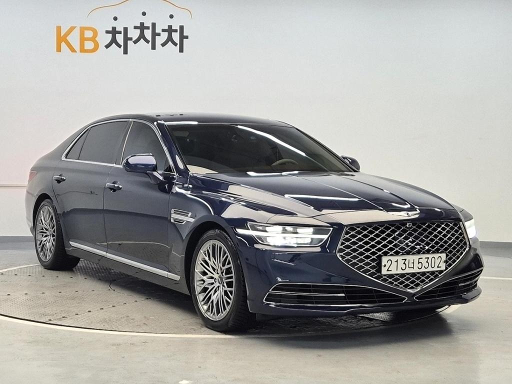 2021 GENESIS G90 