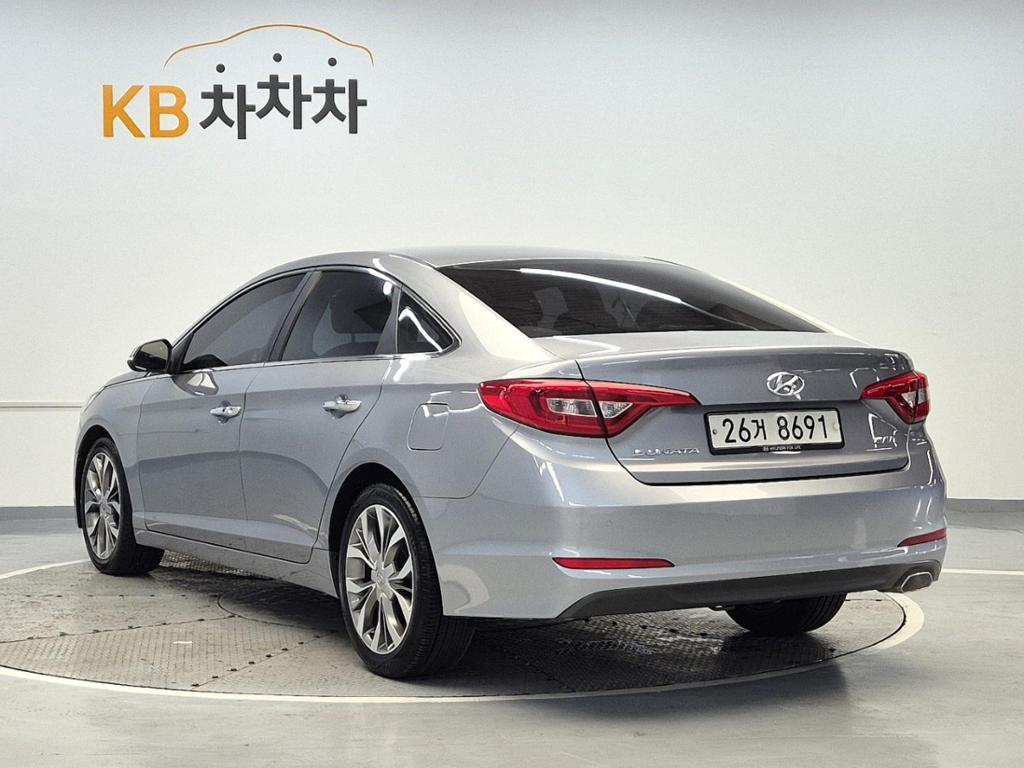2015 HYUNDAI LF SONATA 