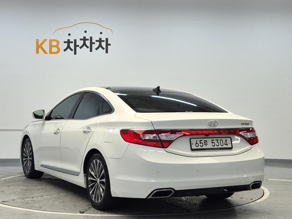 2014 HYUNDAI GRANDEUR HG 