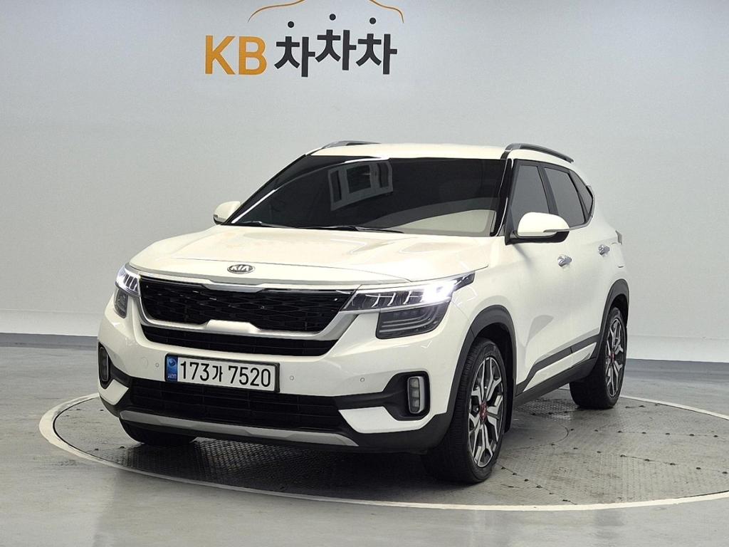 2022 KIA SELTOS 