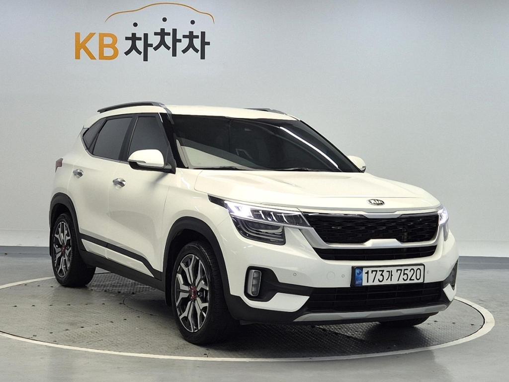 2022 KIA SELTOS 