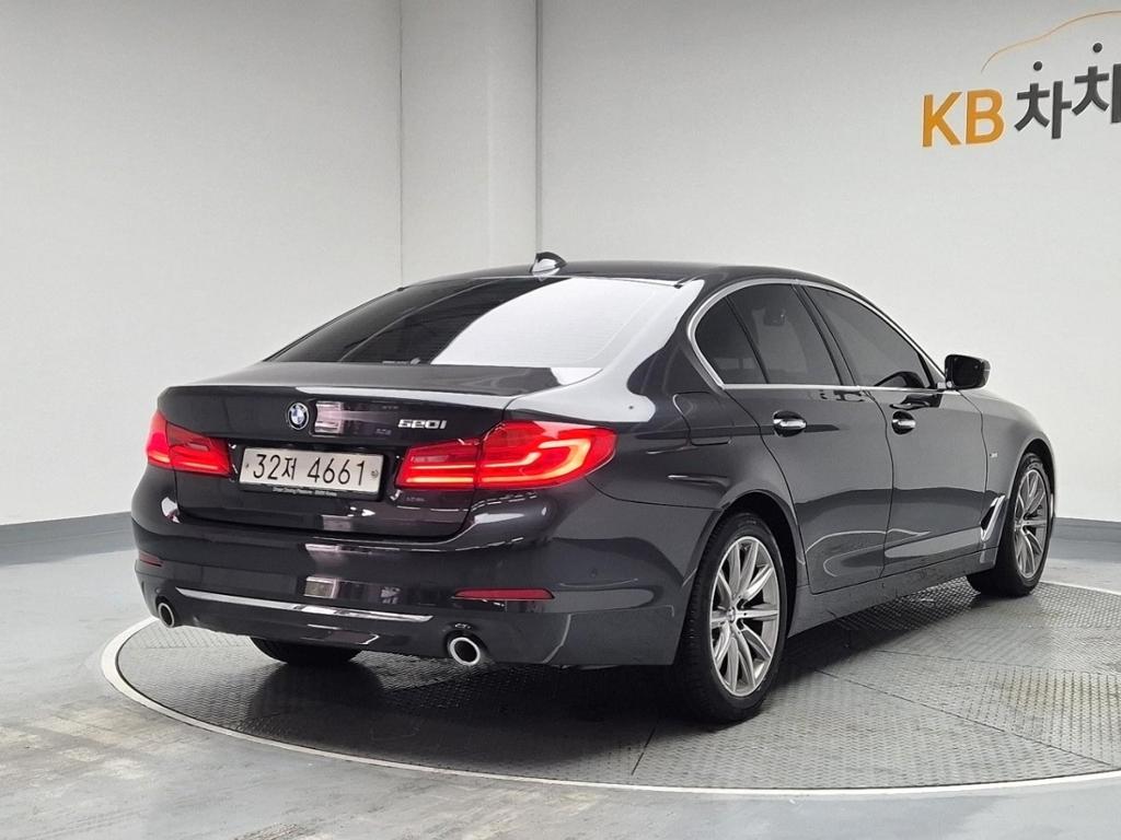 2018 BMW 5 SERIES (7Gen) 