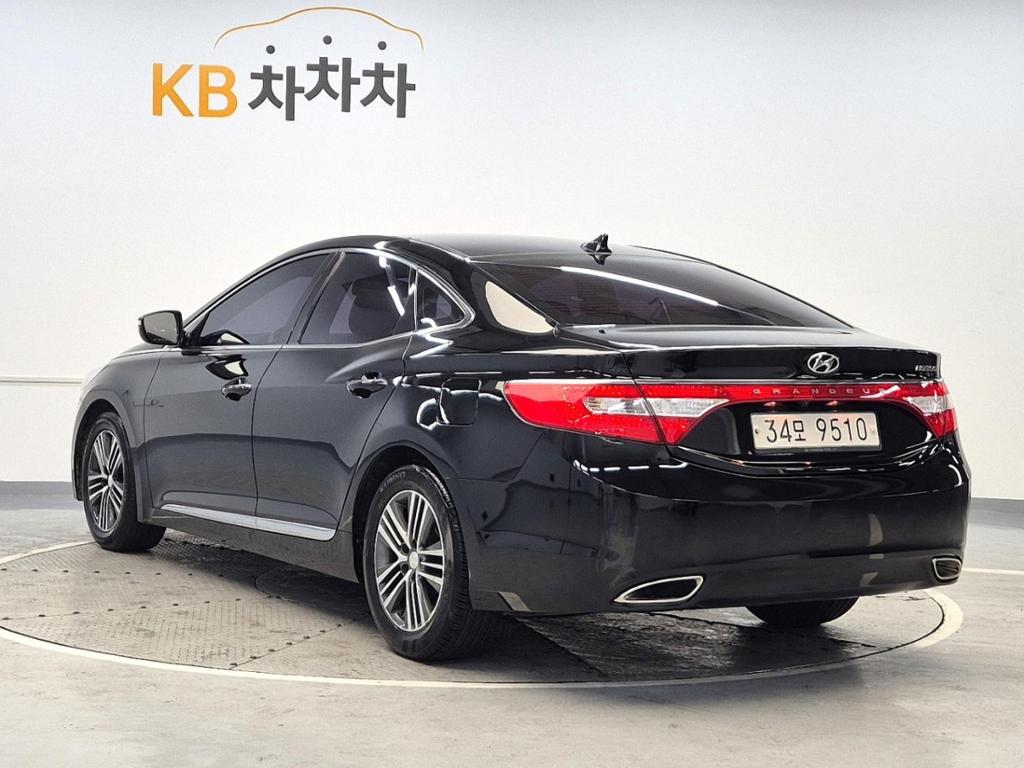 2013 HYUNDAI GRANDEUR HG 