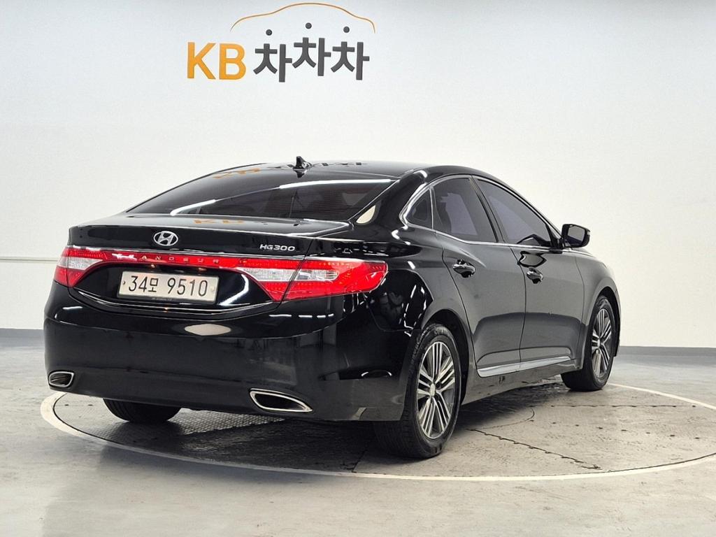 2013 HYUNDAI GRANDEUR HG 