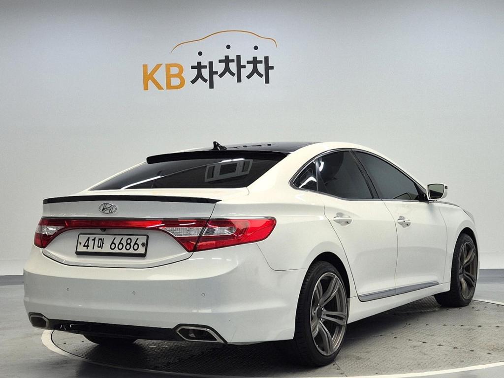 2012 HYUNDAI GRANDEUR HG 