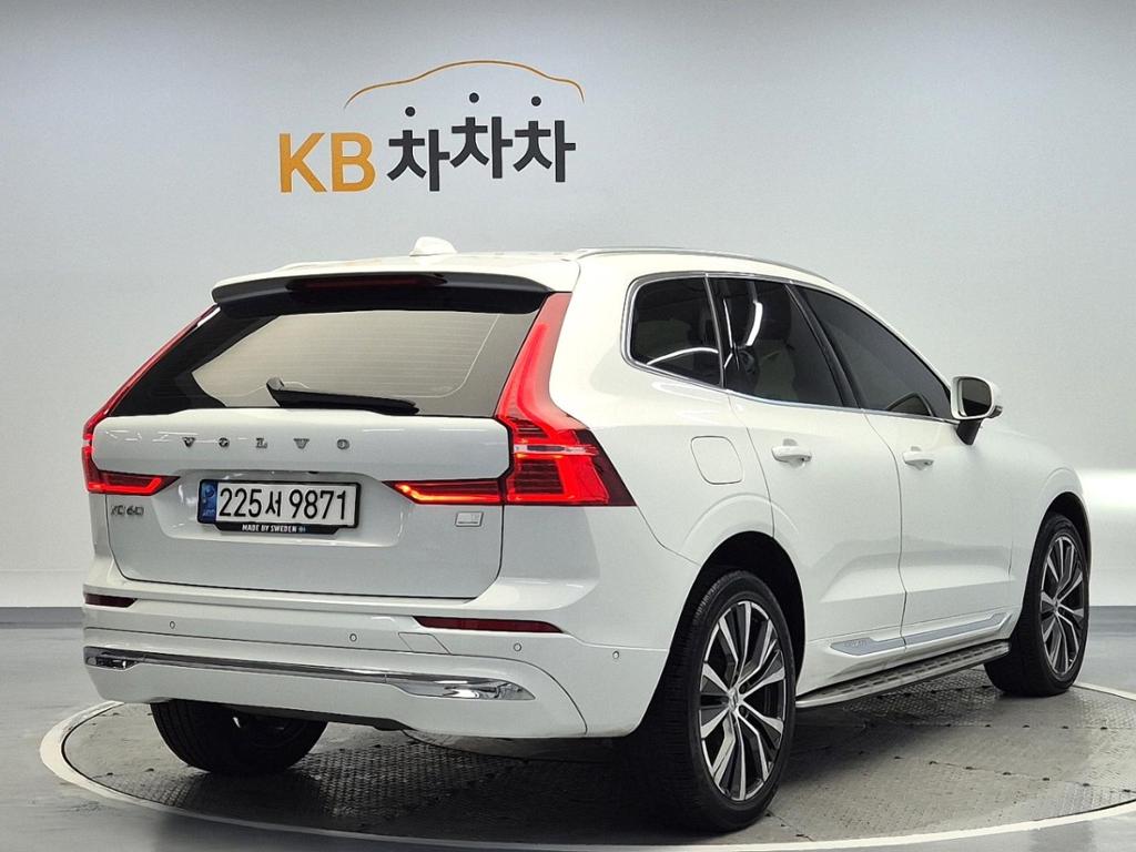 2022 VOLVO XC60 (2Gen) 