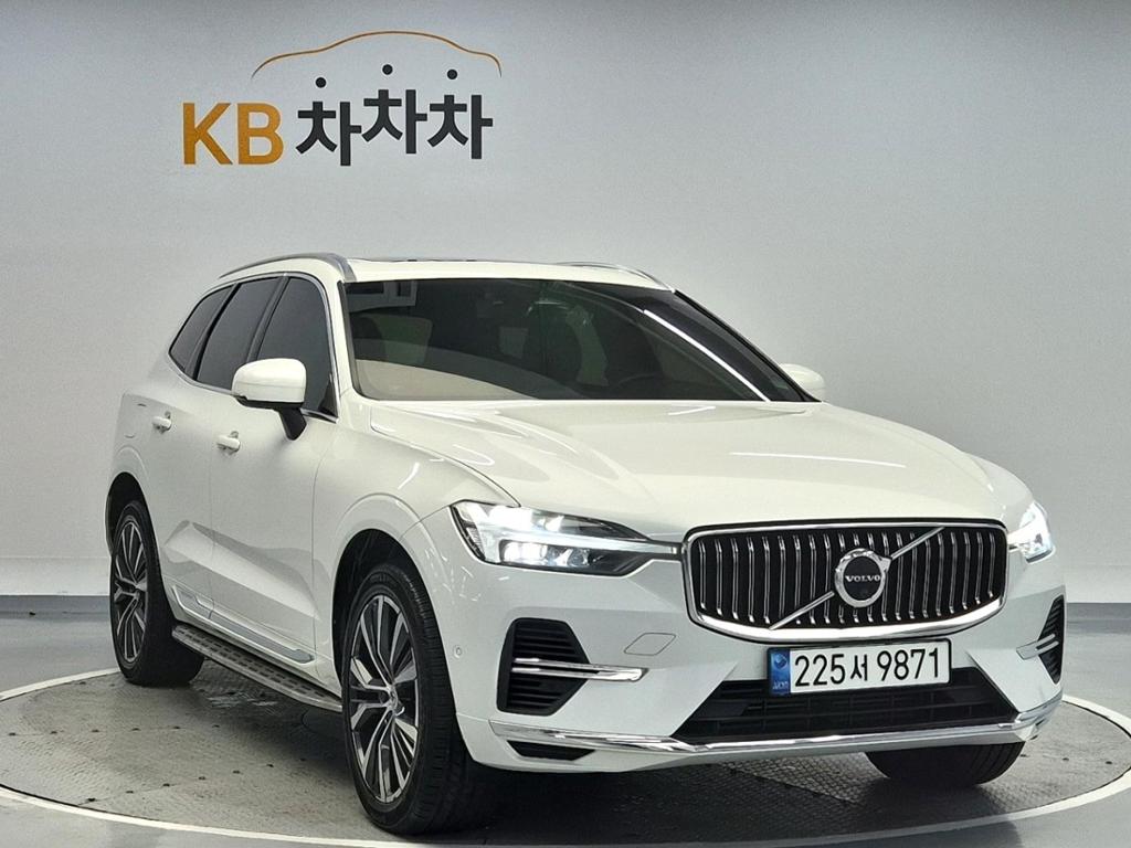 2022 VOLVO XC60 (2Gen) 