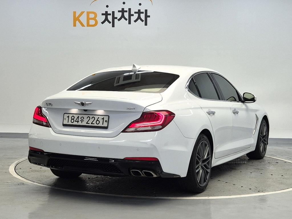 2018 GENESIS G70 