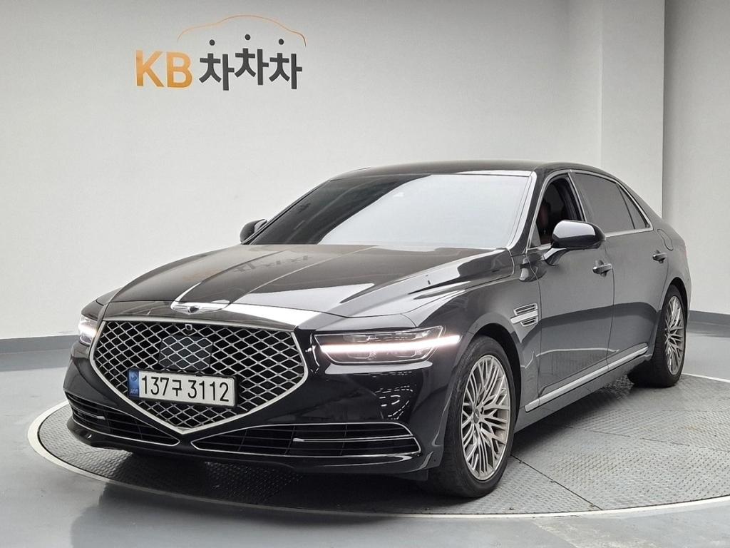 2021 GENESIS G90 