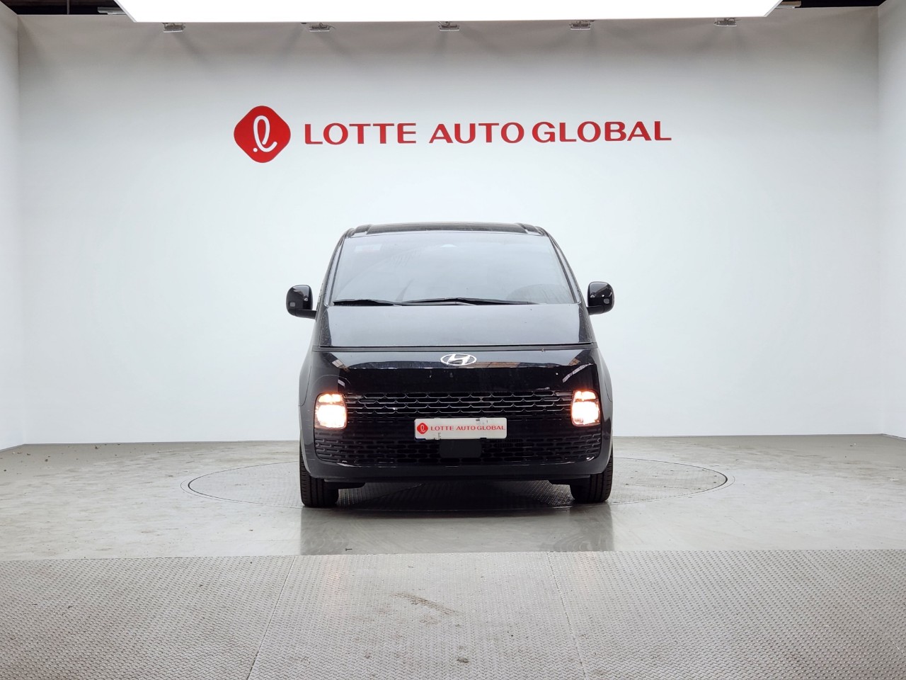 2023 HYUNDAI STARIA 2.2 Diesel Tourer 9seat 2W Modern