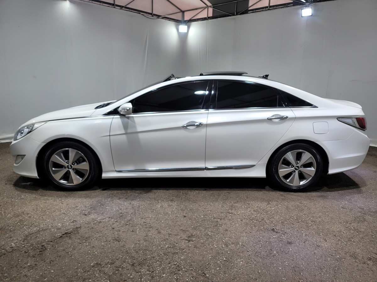 2012 HYUNDAI YF SONATA HYBRID 