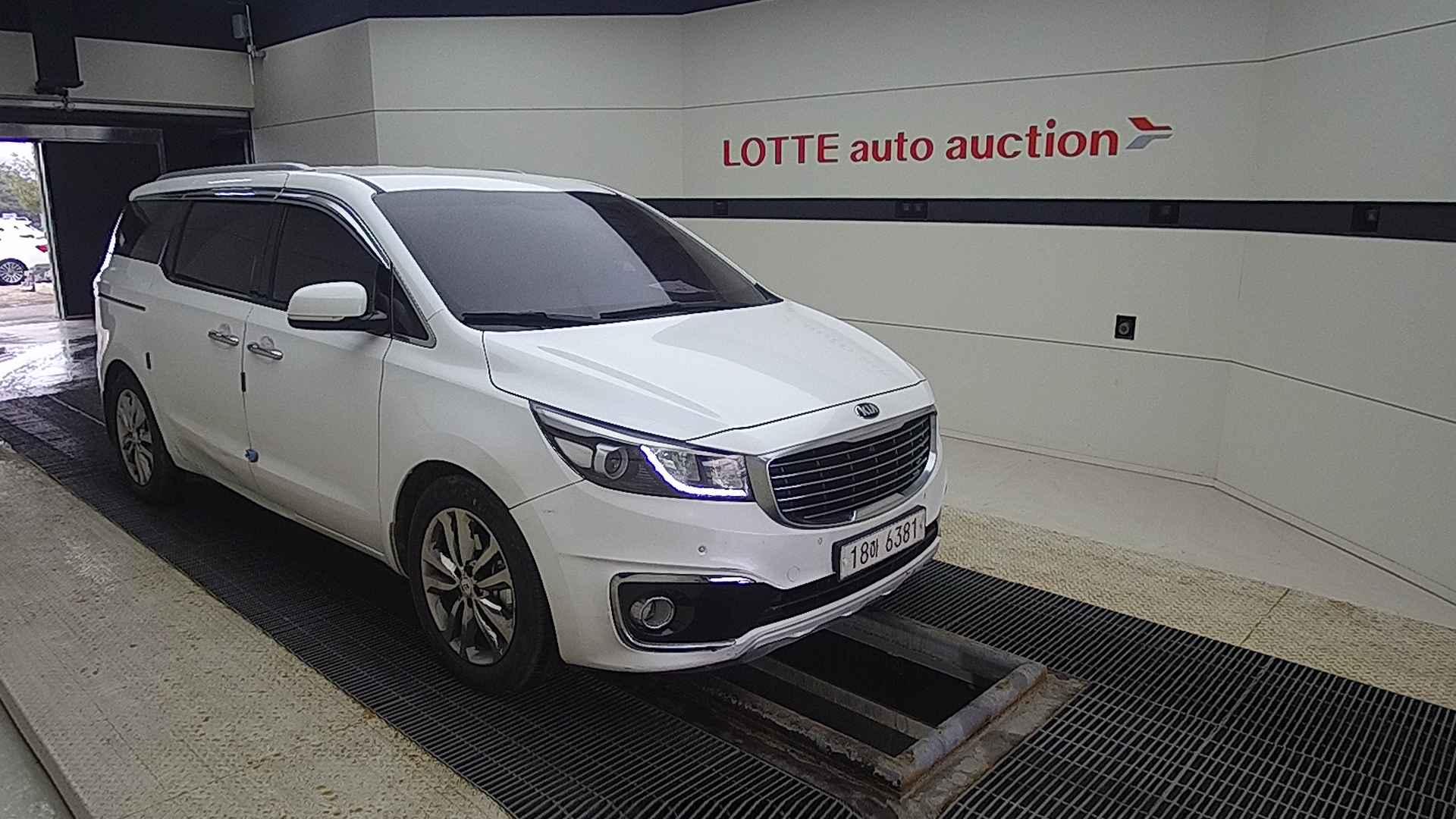 2018 KIA ALL NEW CARNIVAL 9seat Diesel Prestige