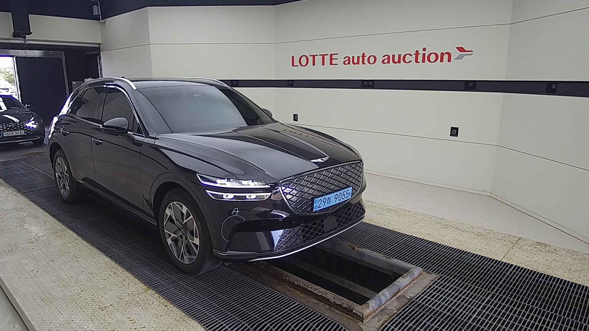 2022 GENESIS eGV70 EV AWD Basic