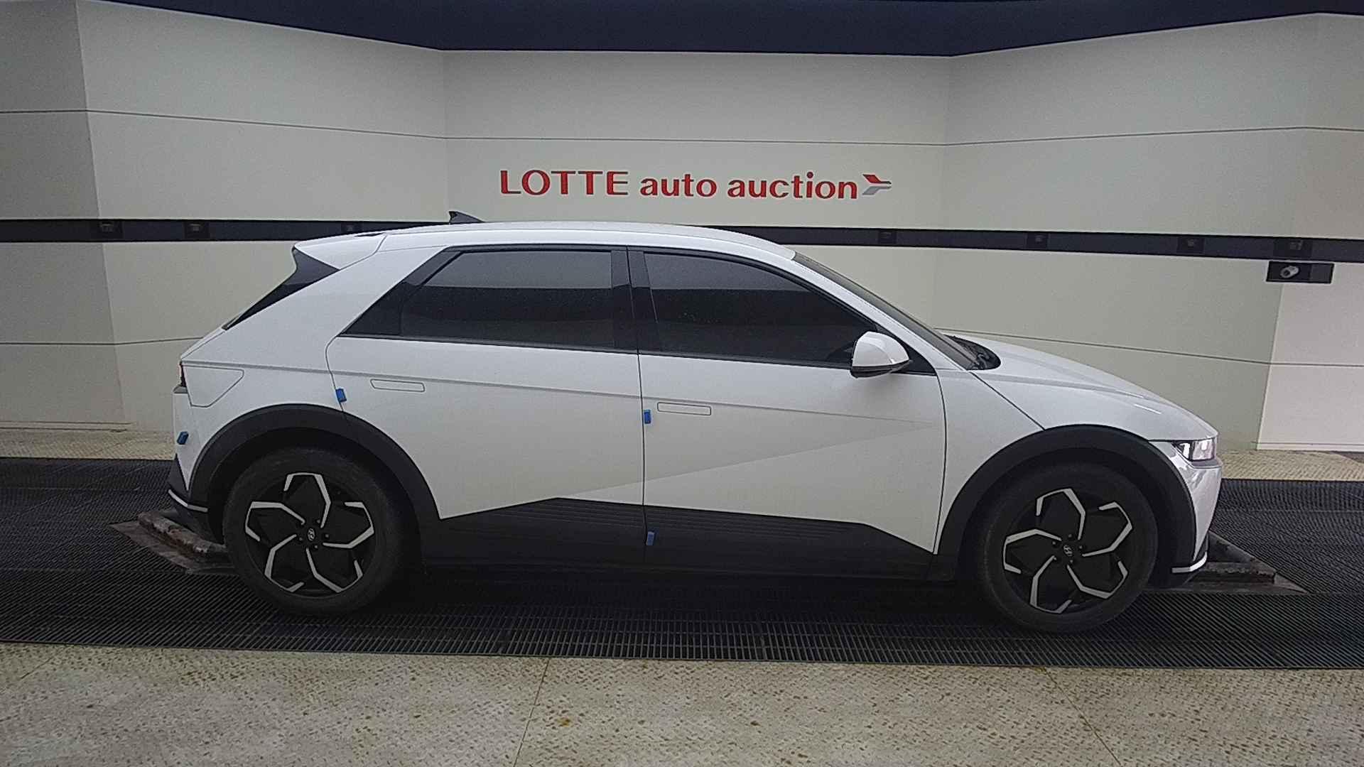 2022 HYUNDAI IONIQ5 EV 2WD Long Range Exclusive