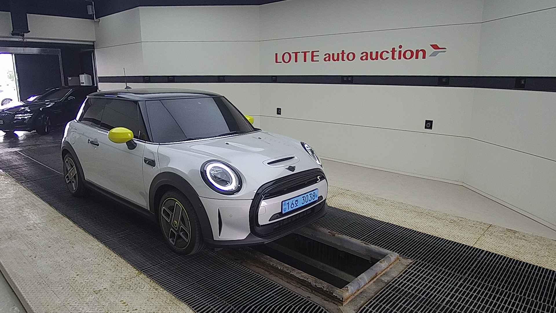 2022 MINI COOPER SE Electric 
