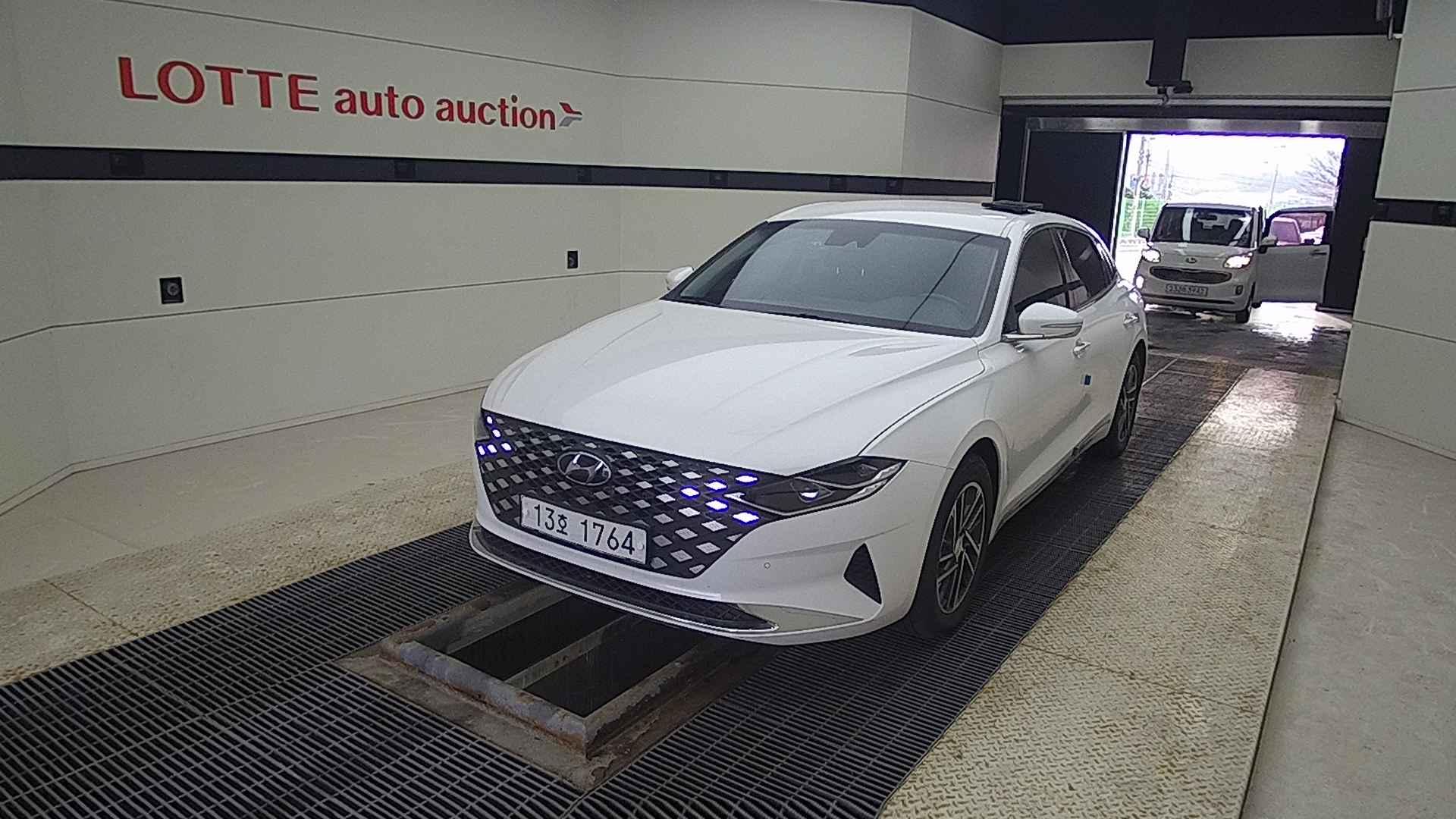 2020 HYUNDAI THE NEW GRANDEUR IG LPi 3.0 Modern