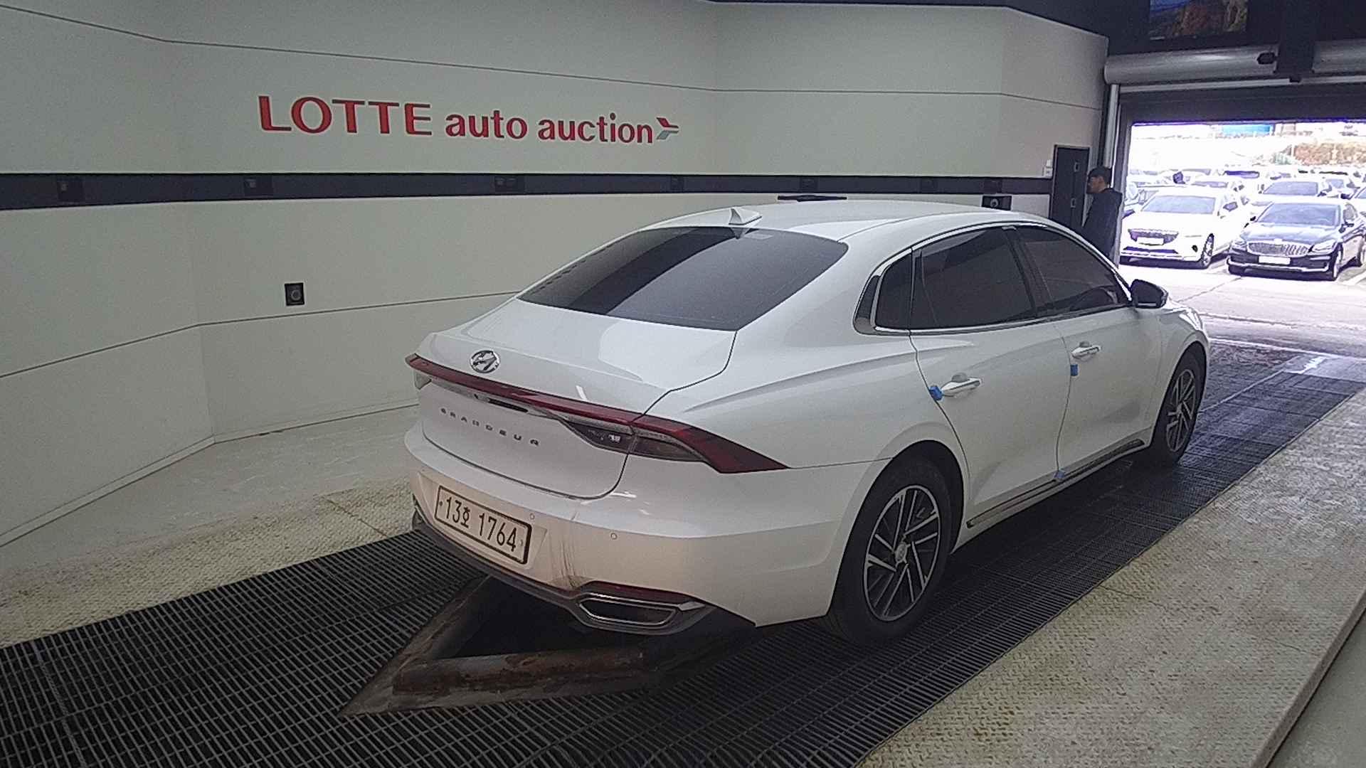 2020 HYUNDAI THE NEW GRANDEUR IG LPi 3.0 Modern
