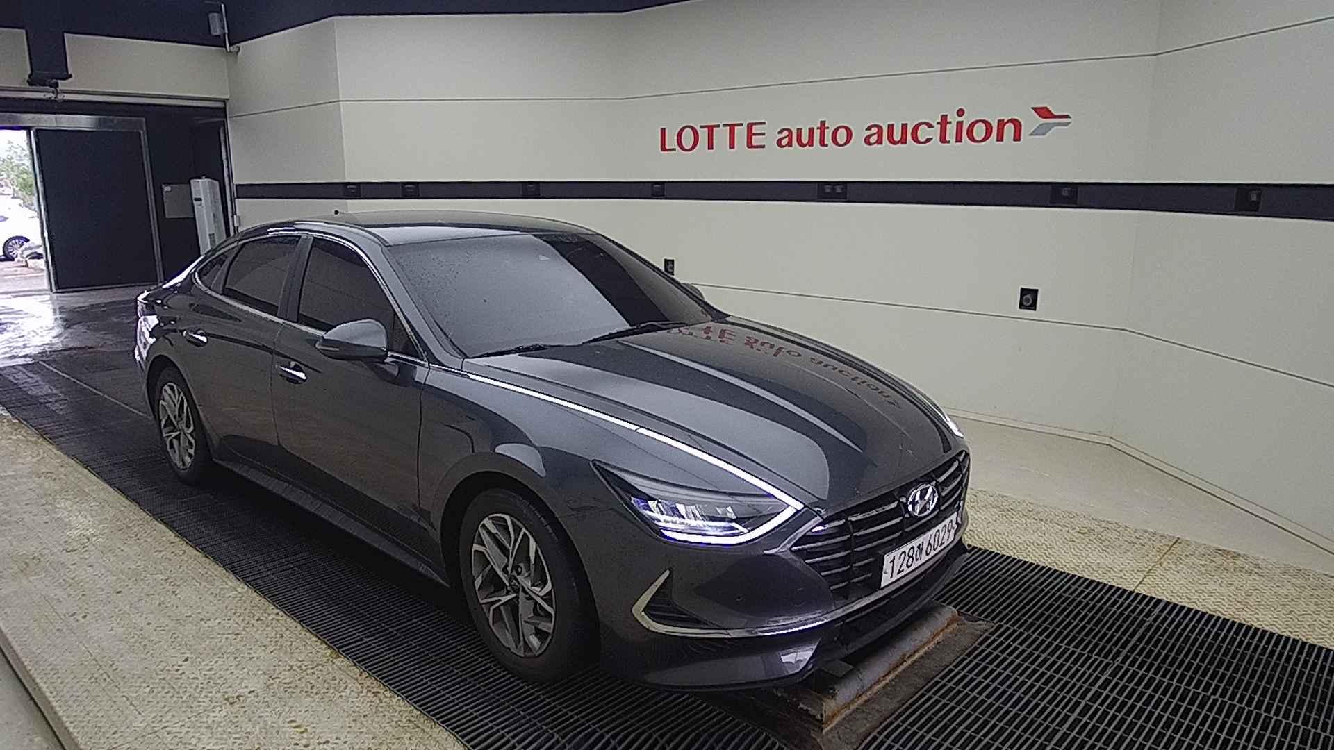 2020 HYUNDAI SONATA (DN8) G2.0 Premium