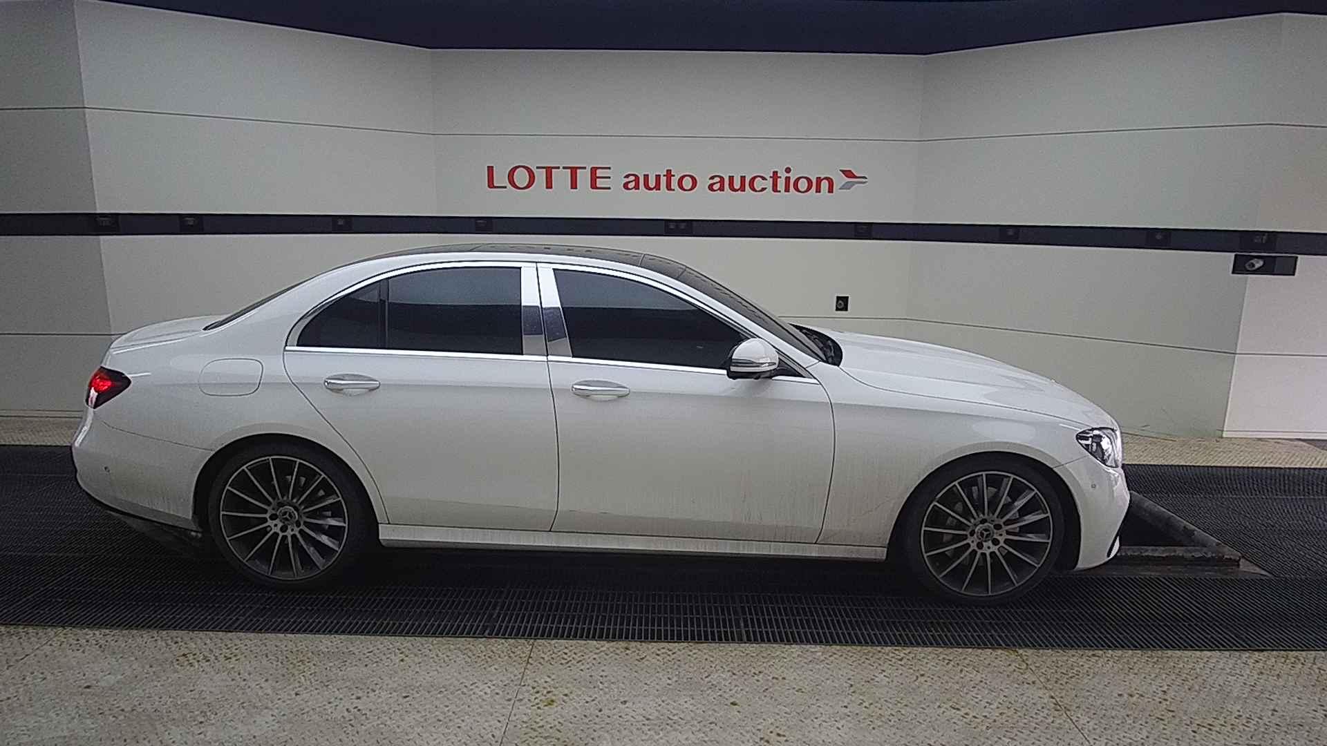 2022 BENZ E CLASS (5Gen) E350 4MATIC AMG Line