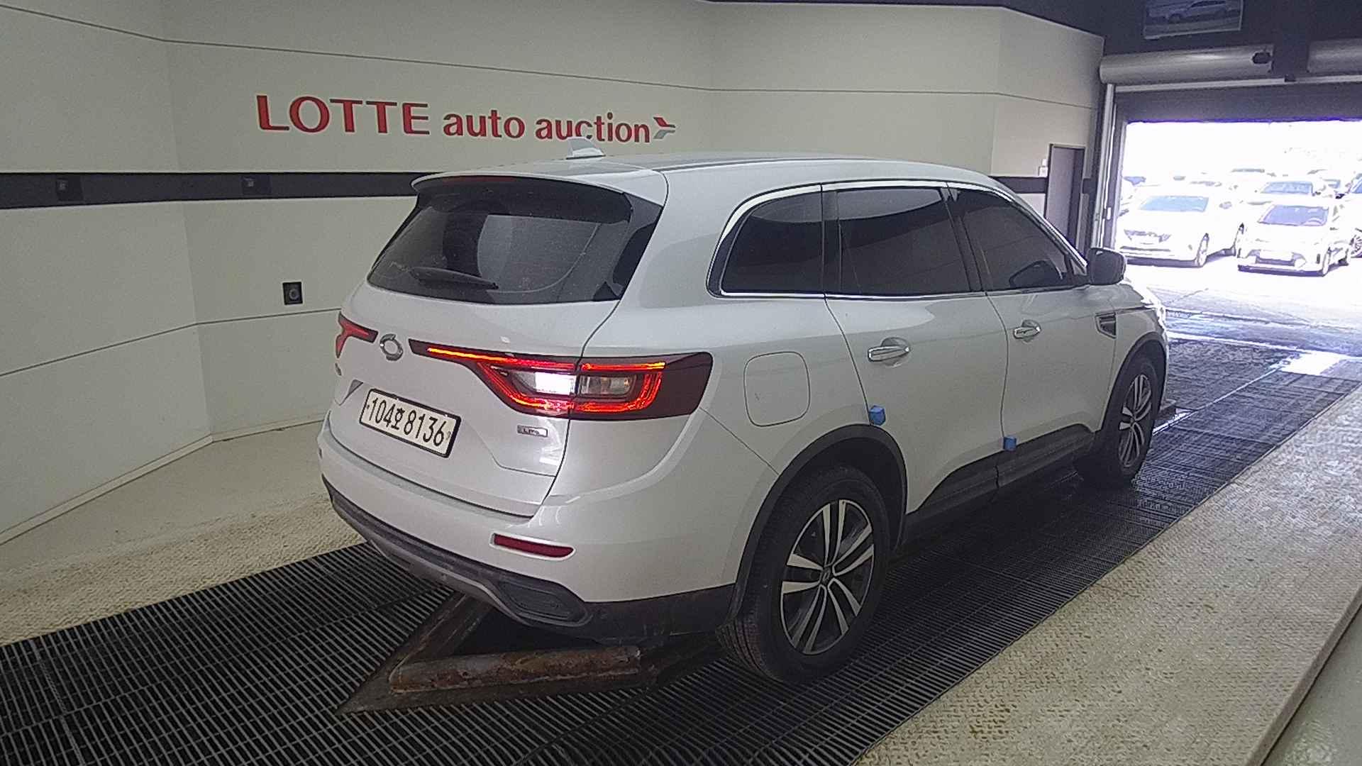 2021 RENAULT KOREA NEW QM6 2.0 LPe LE
