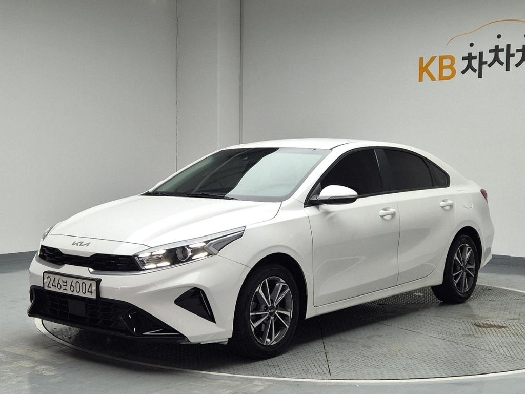 2022 KIA THE NEW K3 