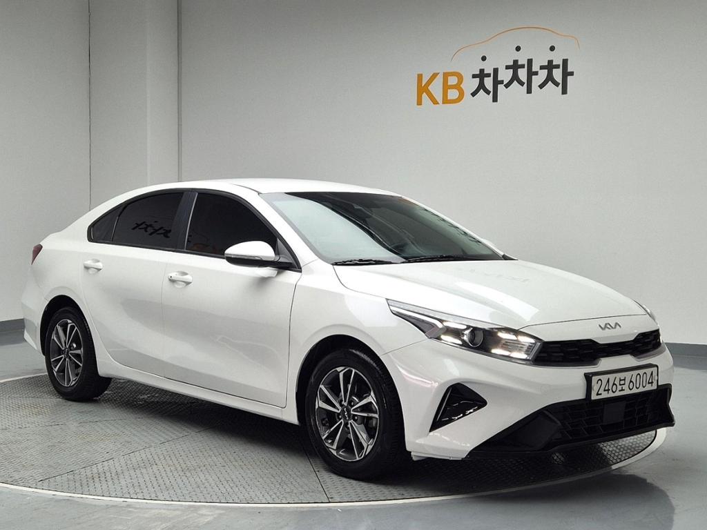 2022 KIA THE NEW K3 